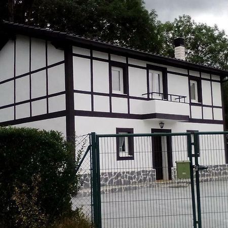 Lavin Etxea Villa San Esteban de Galdames Eksteriør bilde