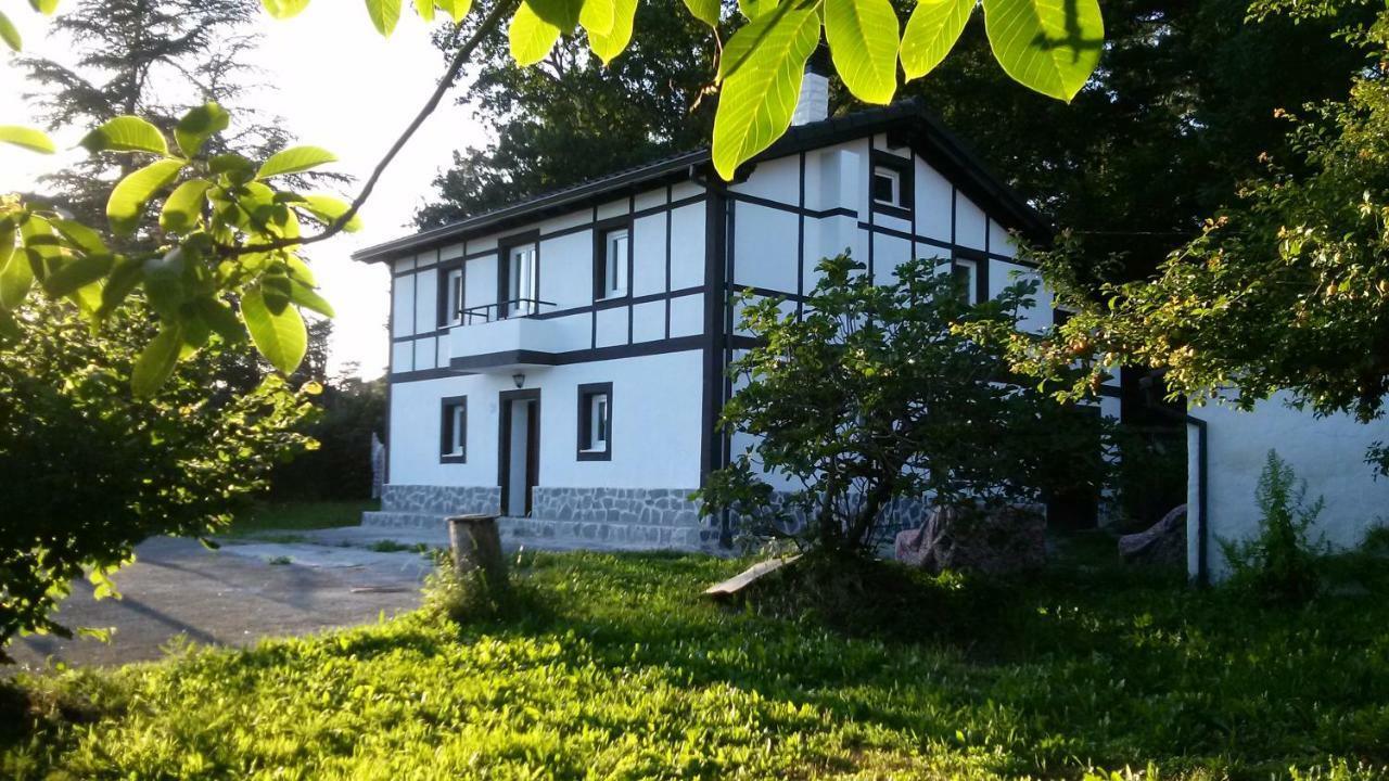 Lavin Etxea Villa San Esteban de Galdames Eksteriør bilde